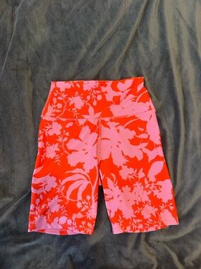 Sage Floral High-Waist Bike Shorts - Pink & Red